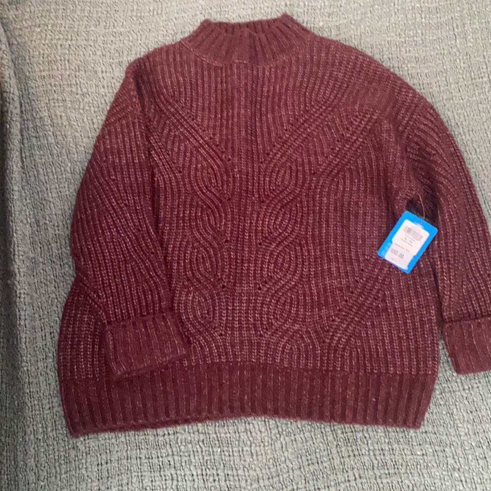 Columbia Sweater NWT